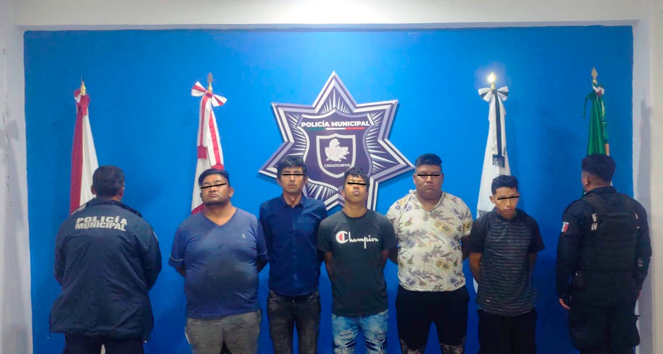 Policía de Chiautempan detiene a banda delictiva